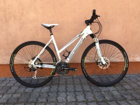 Bergamont Helix 4.4 CrossTrekking Női Kerékpár   ELADVA  !!!